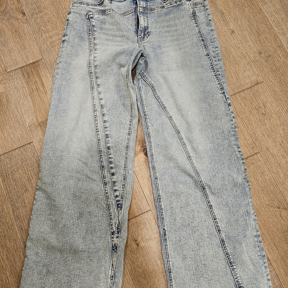 Kut from the Kloth High Rise Wide Leg Jean; EUC; Size 10 - Picture 4 of 7